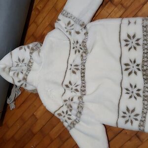 Guide Gear faux fur "L"sz.. White w/brown/gray snow flakes